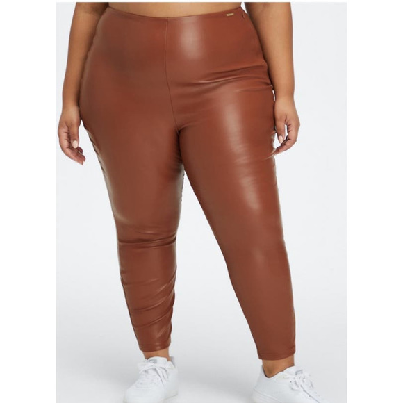 NWT Fabletics Vegan Leather Legging in Mahogany size 2X, High Waist Buttery Soft - Picture 1 of 16